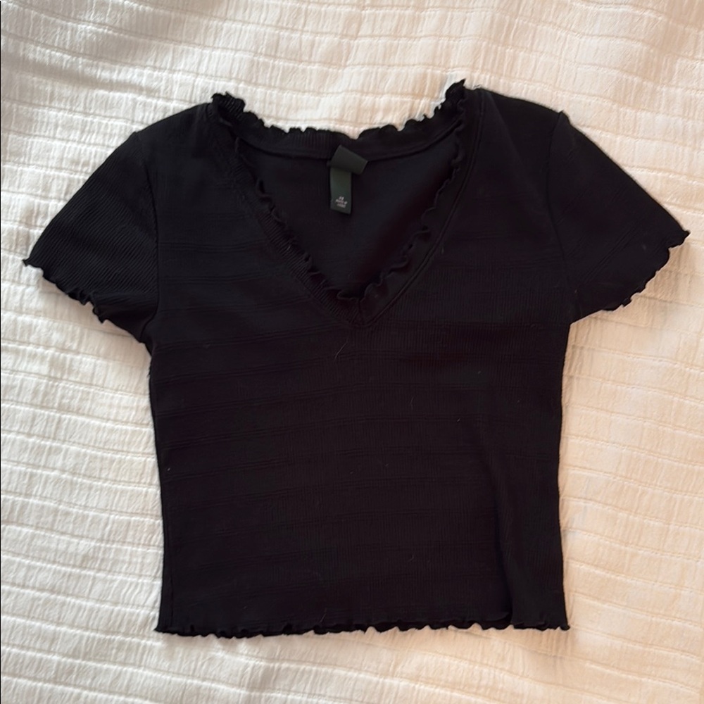 Wild Fable Black Ruffled V-Neck Women's Top